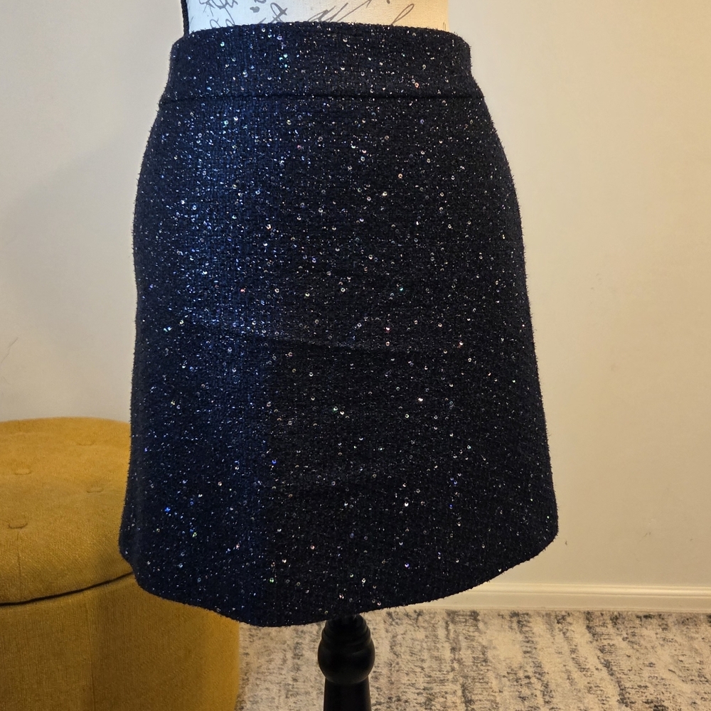 LOFT Navy  Sparkle Mini Skirt With Side  Pockets, Size 8P.